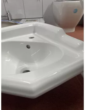 APS51278 Traditional wall hung 1 tap hole basin with upstands White