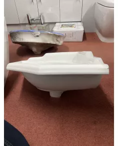 APS51278 Traditional wall hung 1 tap hole basin with upstands White